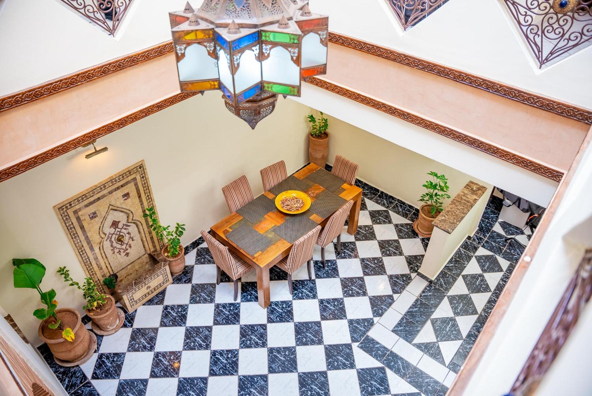Riad The Moroccans Pool And Terrace مراكش المظهر الخارجي الصورة